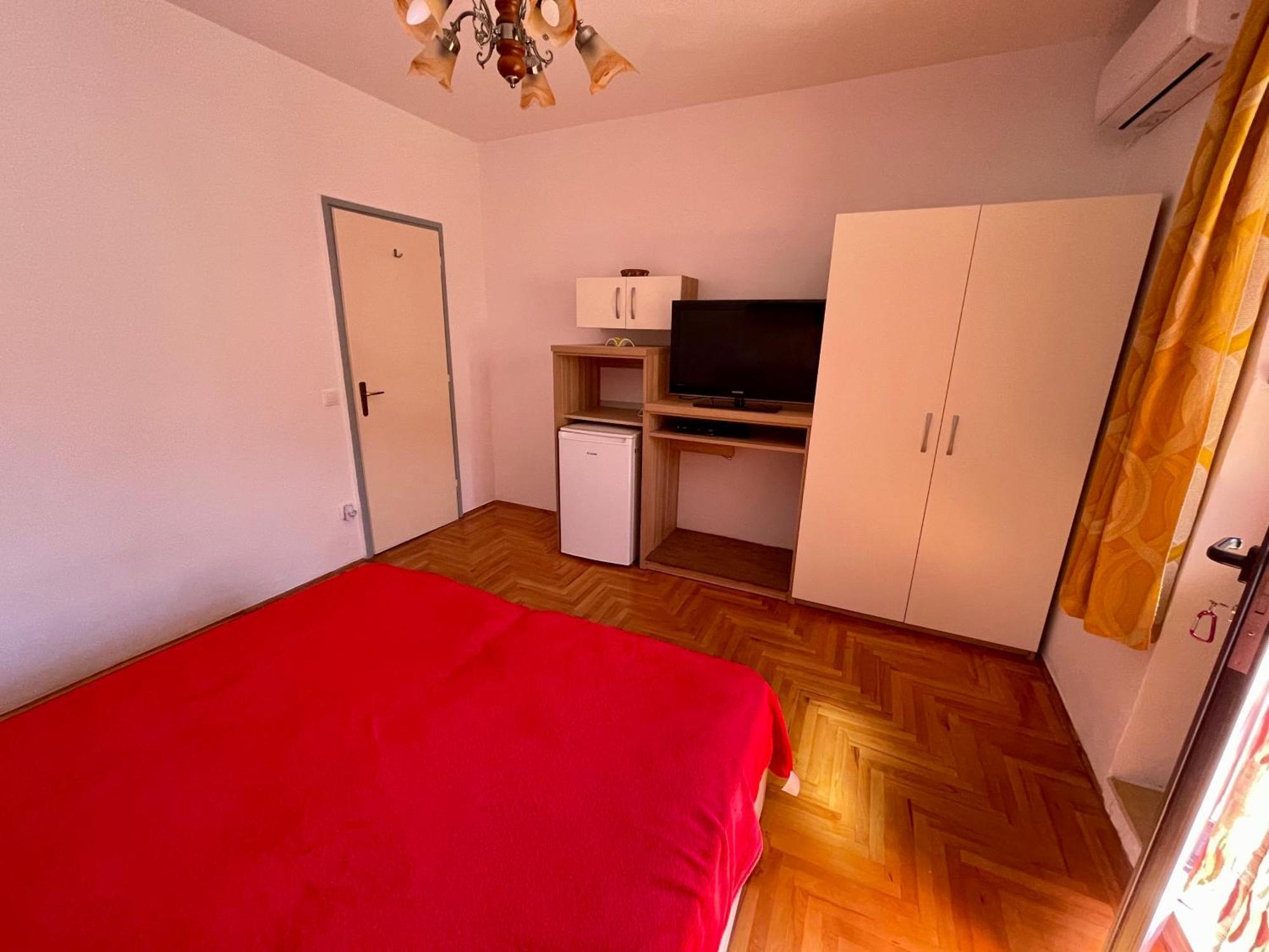 Rooms & Apartments Tepsa - Centre Хвар Номер фото