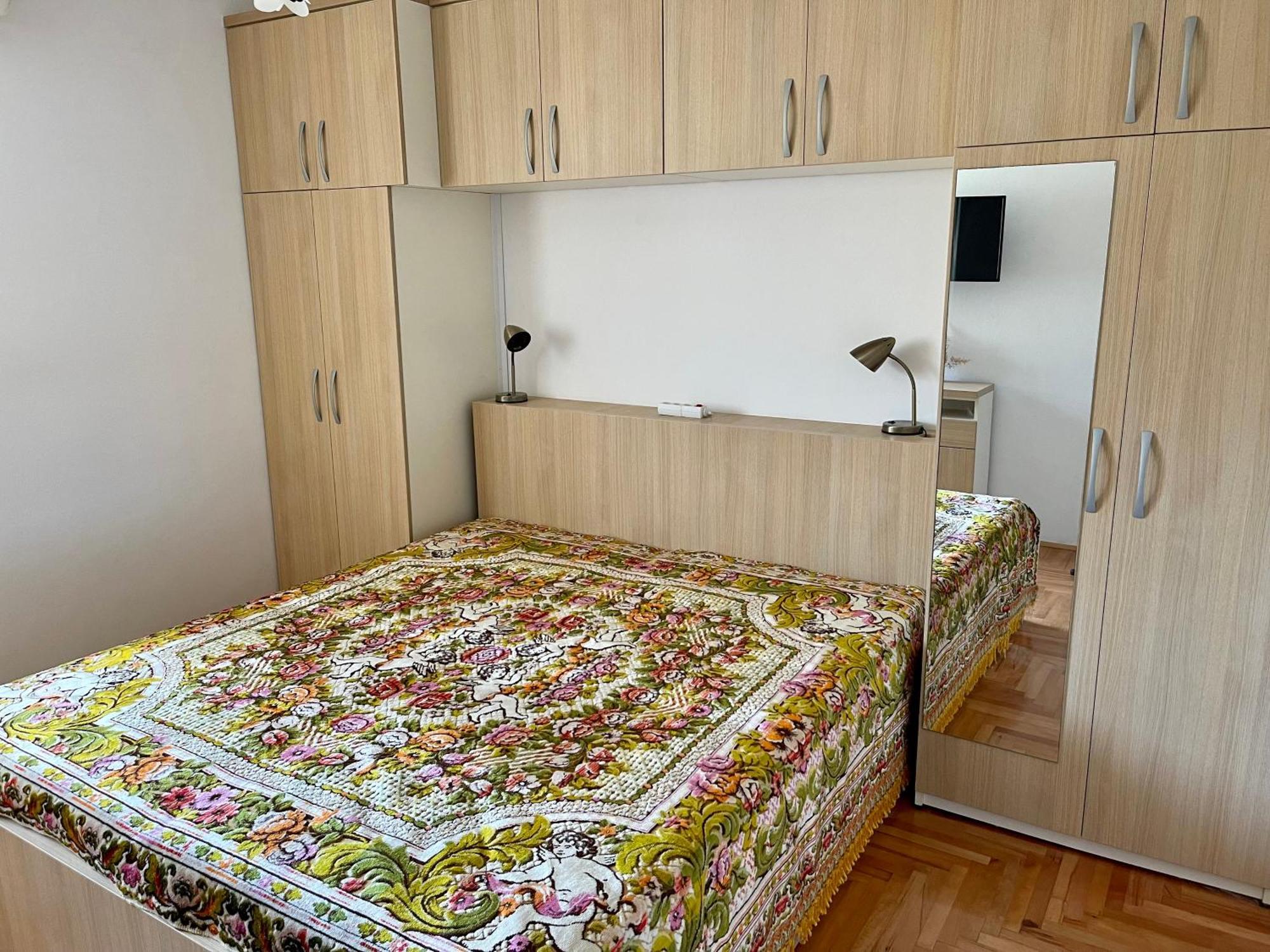 Rooms & Apartments Tepsa - Centre Хвар Номер фото