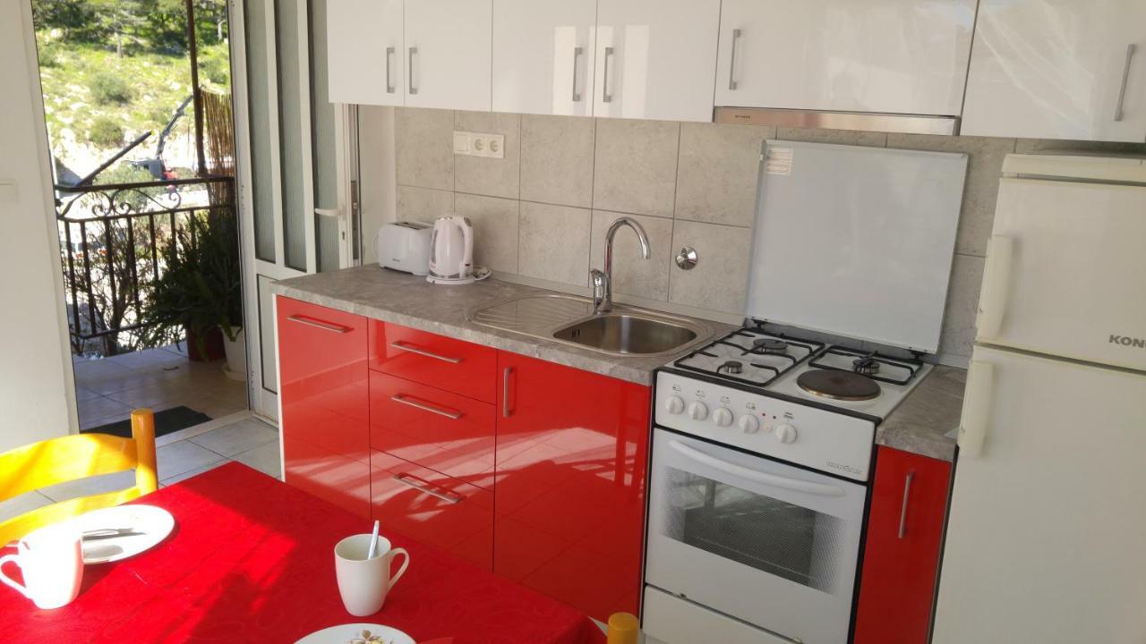 Rooms & Apartments Tepsa - Centre Хвар Экстерьер фото